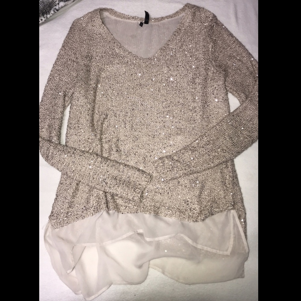 Bling long sleeve flowy blouse and top